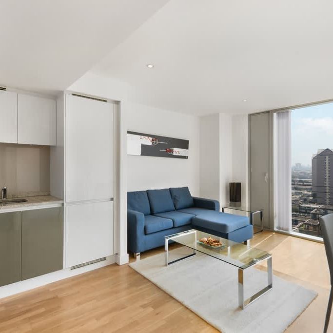 Landmark West, Marsh Wall E14 - Photo 1