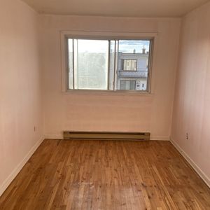 Superbe 5 ½ De 3 Chambres - Photo 3