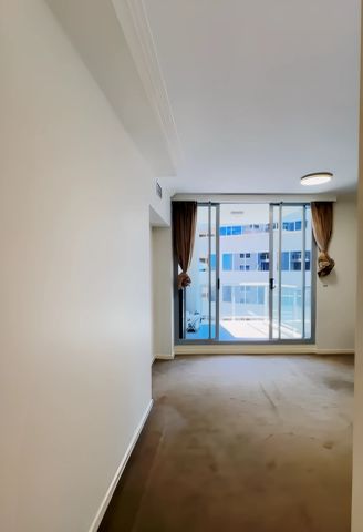 2 bed 1.5 bath - Photo 4