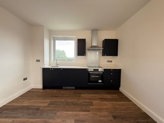 1 Bed Flat, Elm House, LS15 - Photo 1