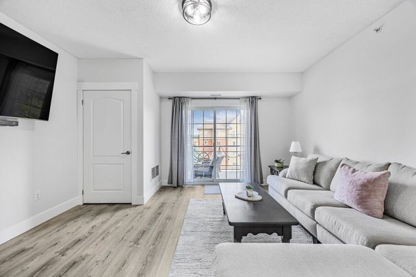 For Lease - 41 Ferndale Drive Unit# 409, Barrie, Ontario - Photo 1