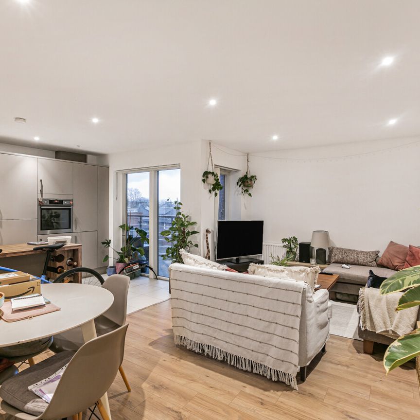 Kingston Road - Photo 1