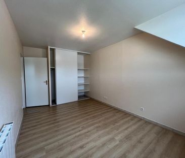 Location Appartement 3 pièces 79m² CANTELEU 76380 - Photo 1