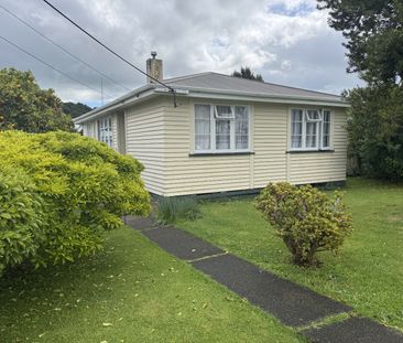 Charming Character Home in Te Kamo - Photo 4