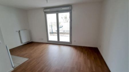 location Appartement T1 DE 27.1m² À LAGNY SUR MARNE - Photo 4