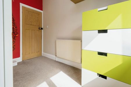 3 bedroom House To Let - Photo 4