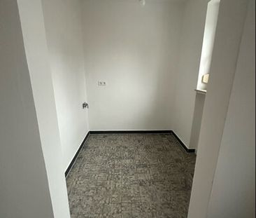 *Geräumige 3-Zimmer Wohnung - Bezug sofort möglich* - Photo 4