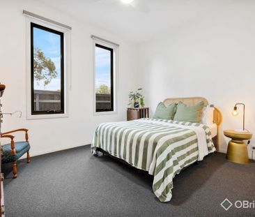 Family Comfort Just Moments From Everything! - Photo 1