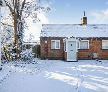 Crabbs Cottage, CM17, Old Harlow - Photo 5