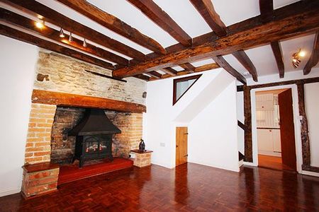 3 bedroom cottage to rent - Photo 2