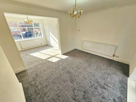 Kingsway, East Didsbury, Manchester, M20 - Photo 3