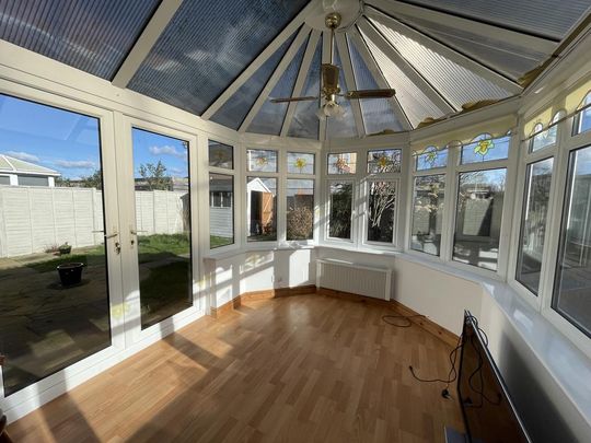 4 bedroom detached house to rent - Photo 1