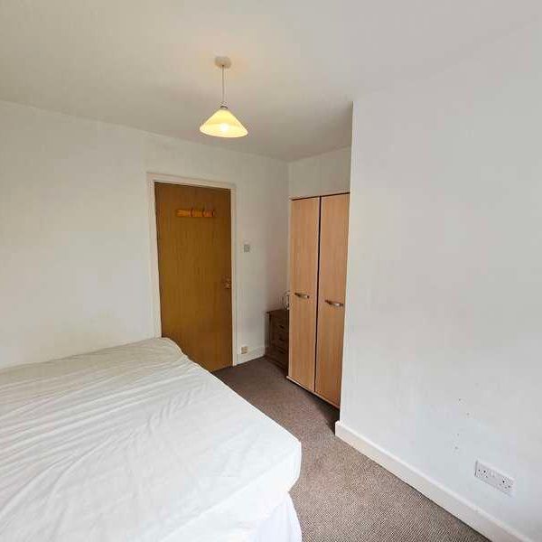 Eccles New Road, Salford, M5 - Photo 1