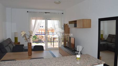 Amazing 2 bedroom penthouse with sea views in Aguamarina! - Photo 4