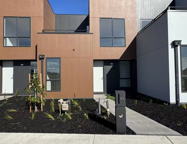 Nestled in a Family-Friendly Wollert Pocket with Exceptional Lifestyle Convenience - Photo 1