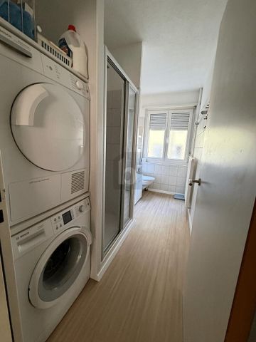 COZY AND CENTRAL - Photo 4