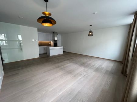 Appartement te huur - Foto 3