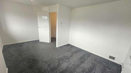 St Georges Way, Wolverton, MK12 - Photo 5