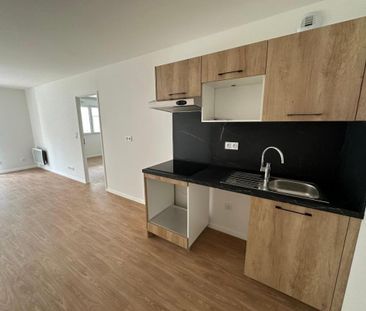 Location Appartement 2 pièces 47m² TOURS 37200 - Photo 3