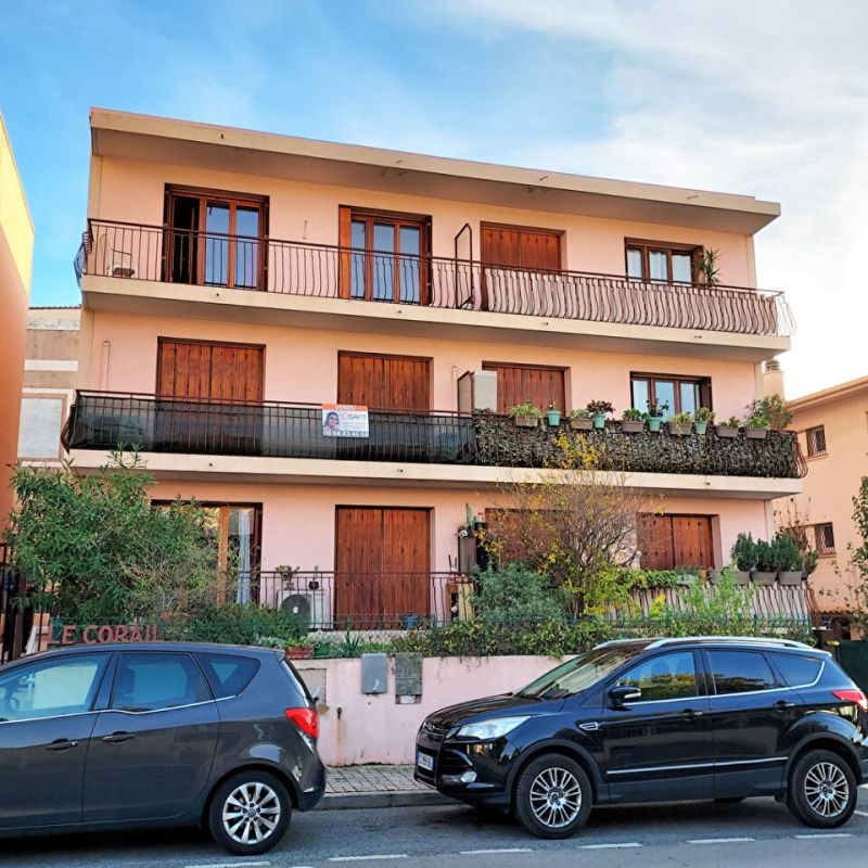 Appartement Saint Raphael 2 pièce avec balcon et box - Photo 1