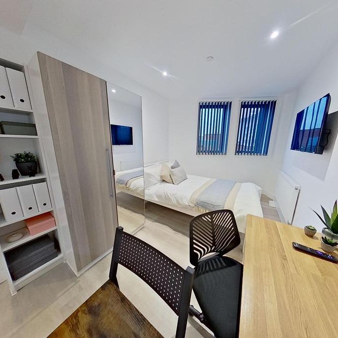 Studio to rent - Photo 1