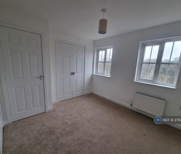 4 bedroom terraced house to rent - Photo 6