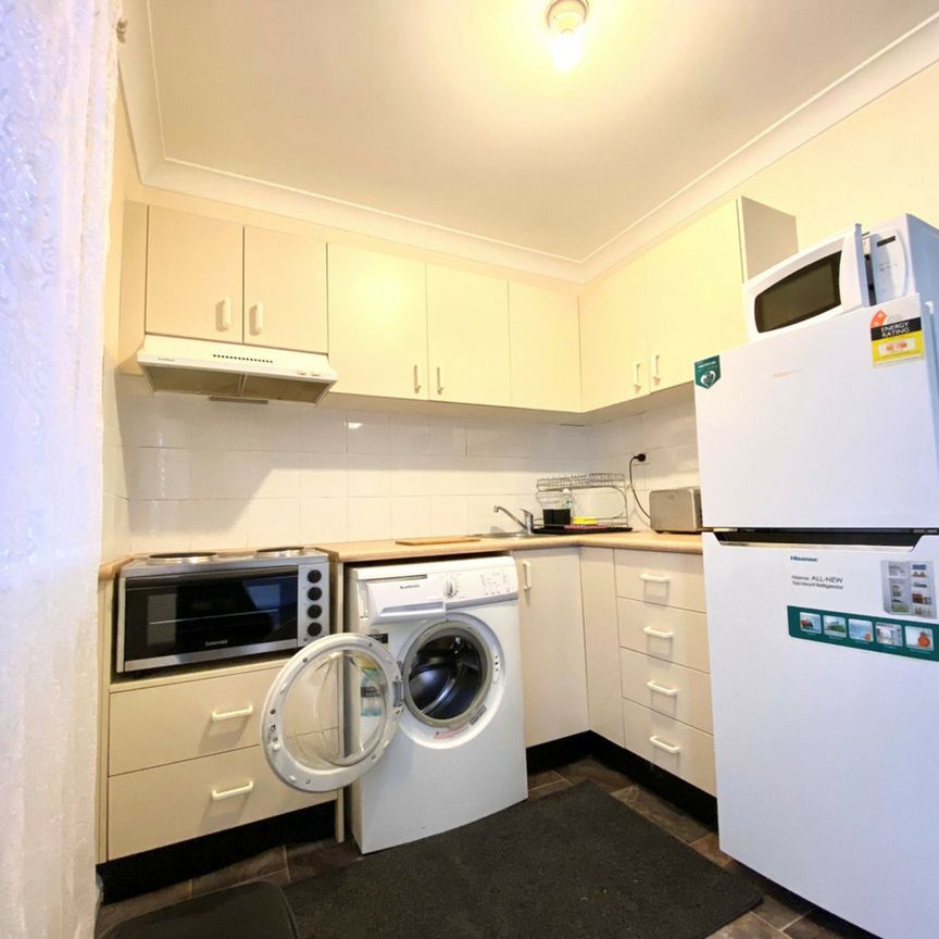 One Bedroom Flat - Photo 1