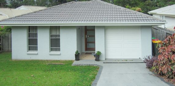 Coffs Harbour, 19 Hampshire Close - Photo 2