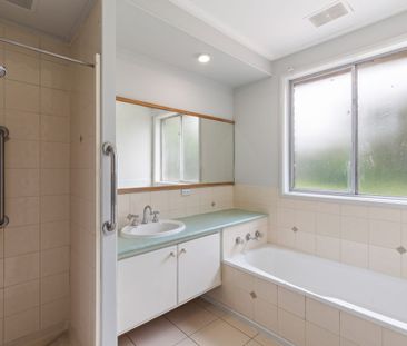 Family home in quiet court location!!! - Photo 6