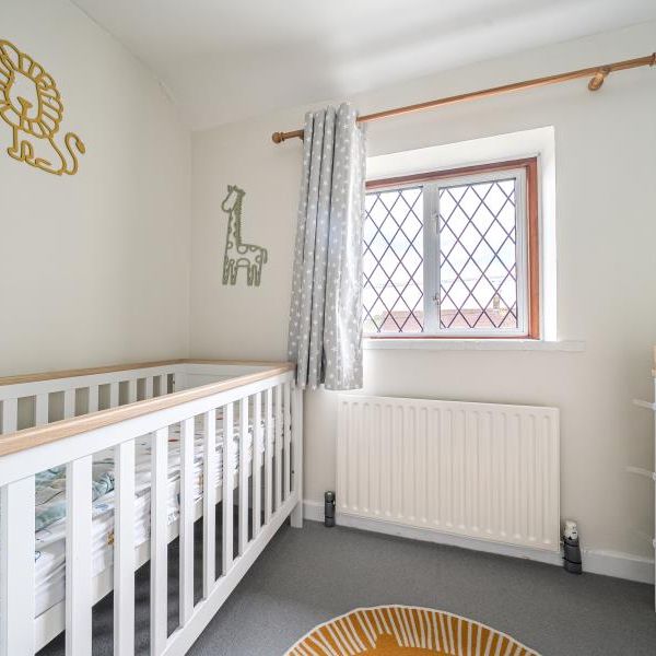 Gosden Hill Road, Guildford, GU4 - Photo 1