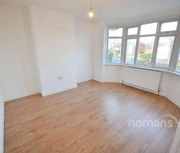 Langley Road, Slough, Berkshire, SL3 - Photo 4