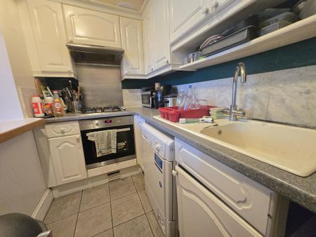 1 bedroom flat to rent - Photo 4