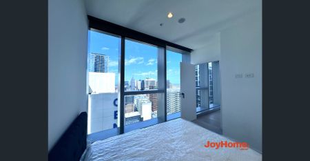 Brand New 2-Bedroom Corner Apartment | West Side Place | Luxury Furnished | Stunning 270° Views - Photo 3