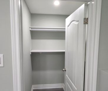 For Lease - 802 Cedarvale Drive Unit# Basement, Innisfil, Ontario - Photo 4