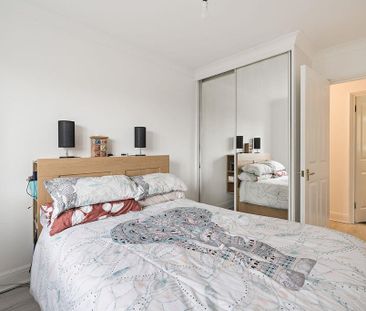 2 bedroom flat to rent - Photo 6