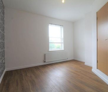 2 bedroom semi-detached house to rent - Photo 3