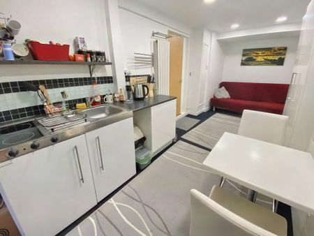 Studio to rent - Photo 3