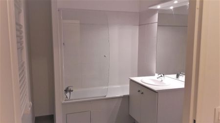 location Appartement T2 DE 42.28m² À LE CHESNAY - Photo 3