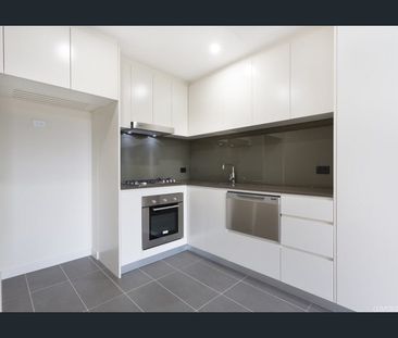 SPACIOUS 61SQM ONE BEDROOM + SEPARATE STUDY WITH PRIVATE BALCONY - Photo 3