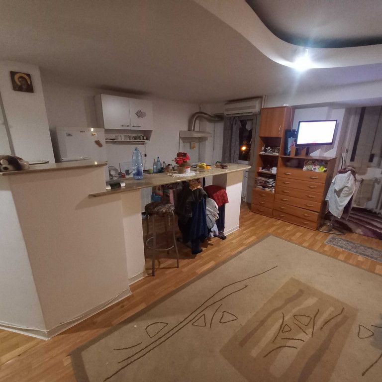 Dristor etaj 1 open space - Fotografie 1