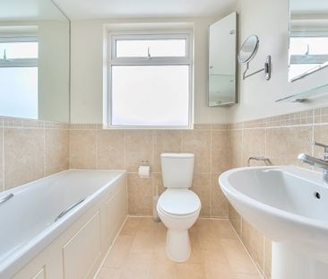 3 bedroom maisonette to rent - Photo 6