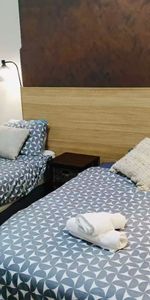 Fully Furnished Sharehouse with Private Bathroom - All Bills Included - Available NOW! - Photo 3