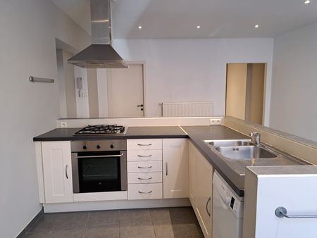 Appartement te huur - Foto 2