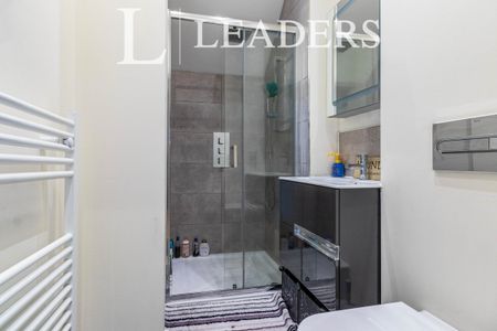 1 bedroom apartment to rent Brassey House, New Zealand Avenue, Walton-on-Thames, KT12 - Photo 5