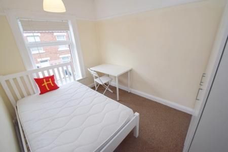 Newcastle Street, Newcastle-Under-Lyme, ST5 - Photo 3