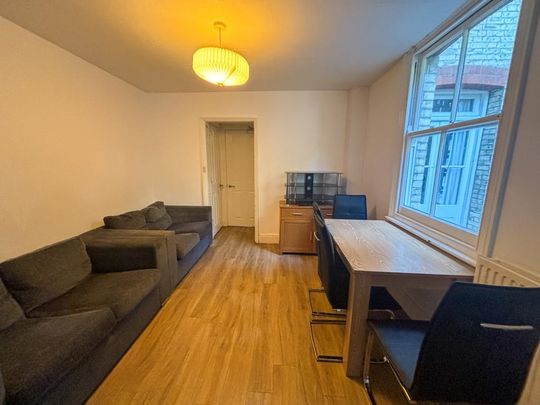 1 bedroom in a house share to rent - Photo 1