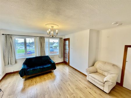 23 Churchill Avenue, Millisle, - Photo 2