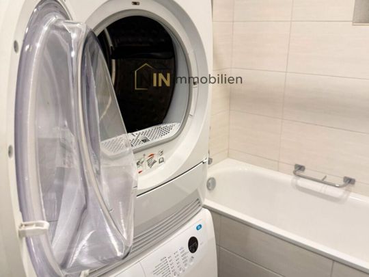 CENTRAL AND MODERN - Photo 1