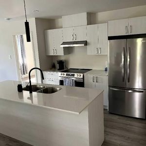 4 et 1/2 (2 chambres) - Sainte-Agathes-des-monts CESSION DE BAIL - Photo 2