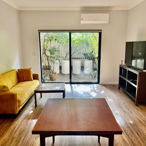 1Bedrooms, 1Bathrooms - Photo 1